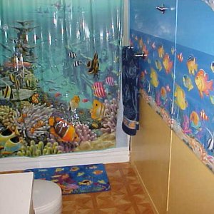 this is the kids bathroom after my husband and i redid it to show how much we love our s/w aquarium
