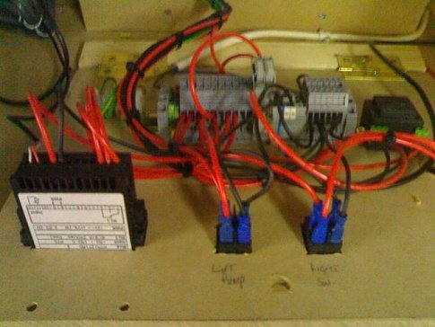 panel wiring.jpg