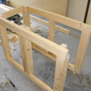 After gluing and screwing the front and back frames, I joined them together with four lengths of timber of sufficient length to allow the 600mm wide s