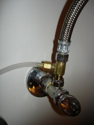 Click image for larger version

Name:	faucet part.jpg
Views:	57
Size:	34.7 KB
ID:	19885