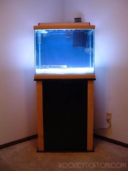 Here she is!  my first SW tank.  Note the giant pre-skimmer box on the right.  hehe.